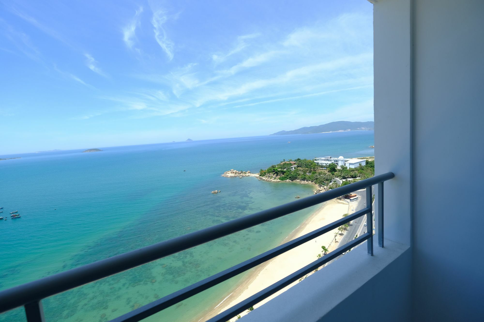 Sunrise Hon Chong Ocean View Apartment Nha Trang Exterior foto