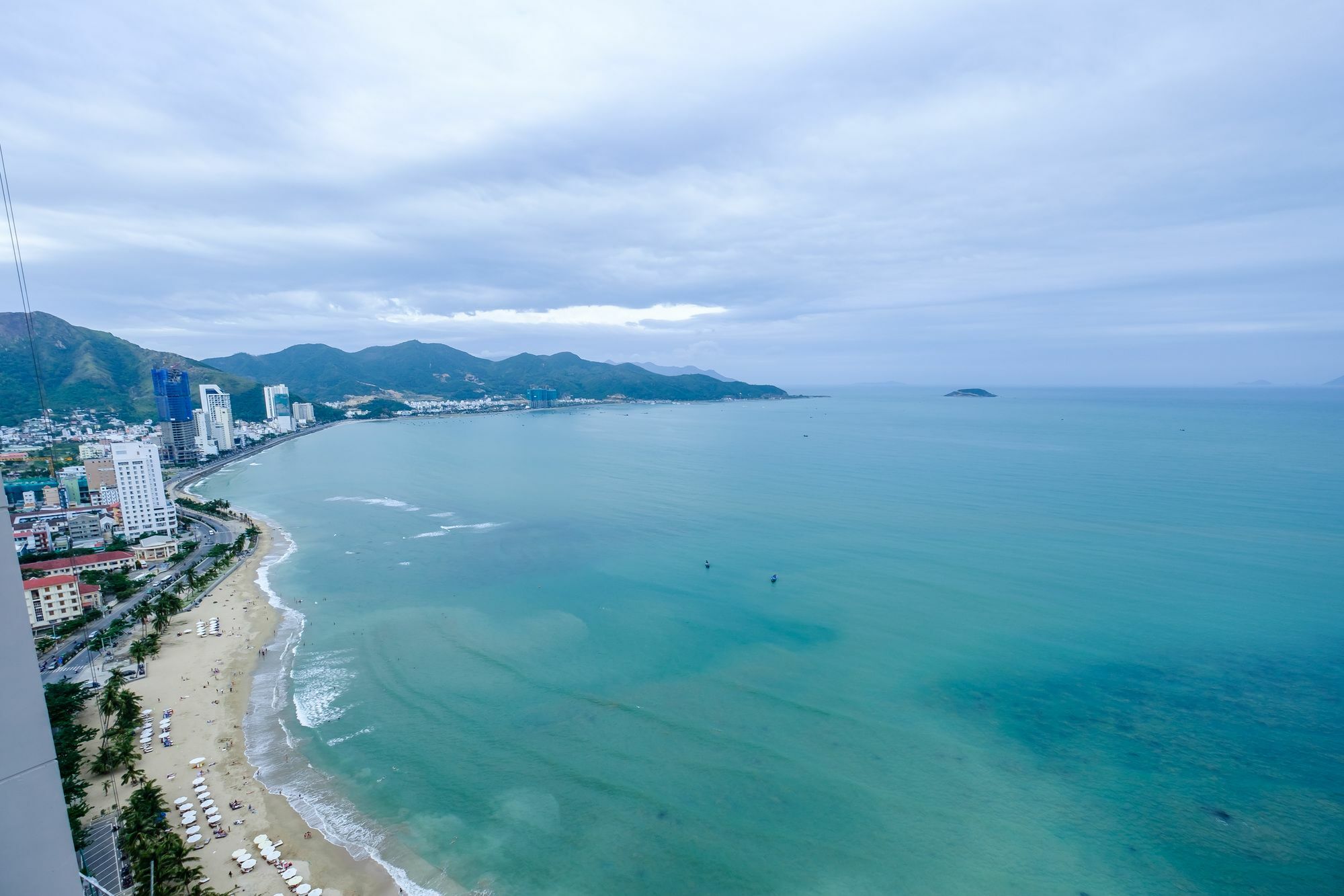 Sunrise Hon Chong Ocean View Apartment Nha Trang Exterior foto