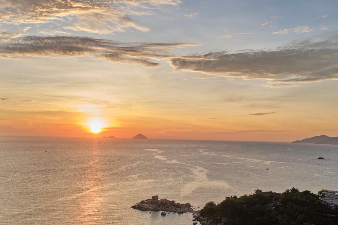 Sunrise Hon Chong Ocean View Apartment Nha Trang Exterior foto