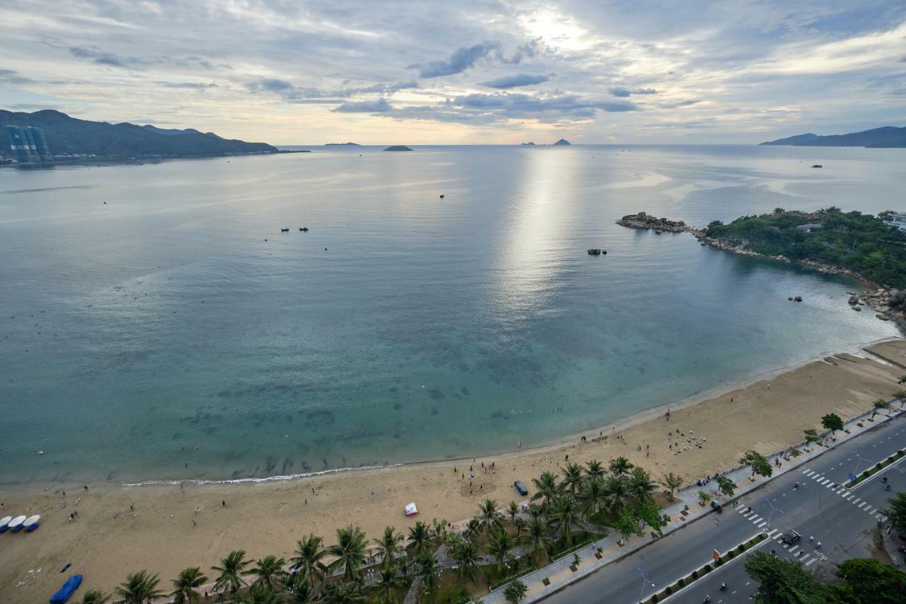 Sunrise Hon Chong Ocean View Apartment Nha Trang Exterior foto